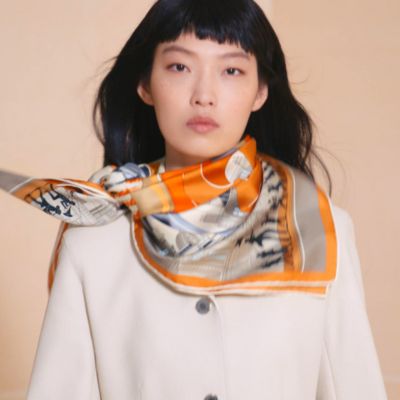 レディス, スカーフ、ショール＆マフラー, スカーフ＆シルクアクセサリー | Hermès - エルメス-公式サイト